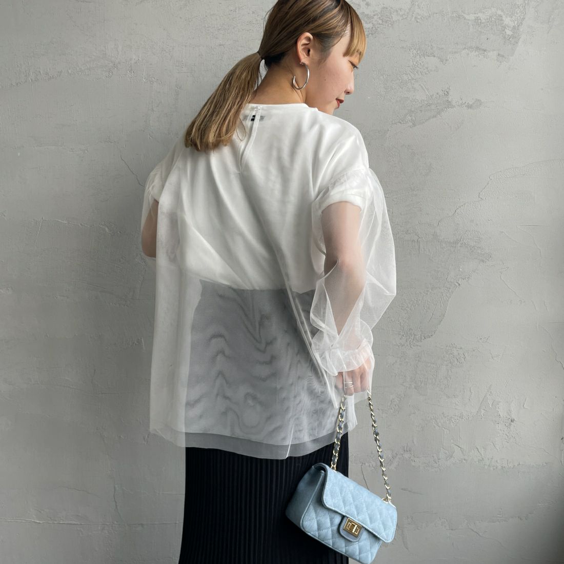 By/m [バイエム] シアーメッシュブラウス [24112009] 02 OFF &&モデル身長：156cm 着用サイズ：F&&