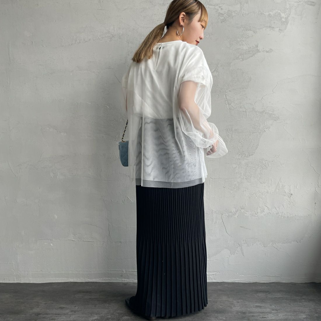 By/m [バイエム] シアーメッシュブラウス [24112009] 02 OFF &&モデル身長：156cm 着用サイズ：F&&