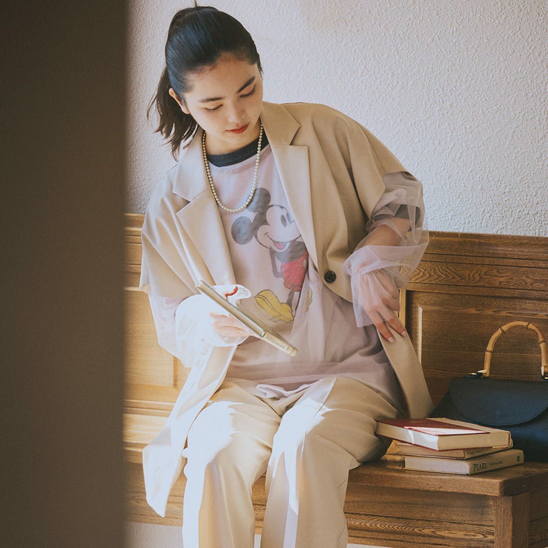 By/m [バイエム] シアーメッシュブラウス [24112009] 05 L.GRAY &&モデル身長：165cm 着用サイズ：F&&