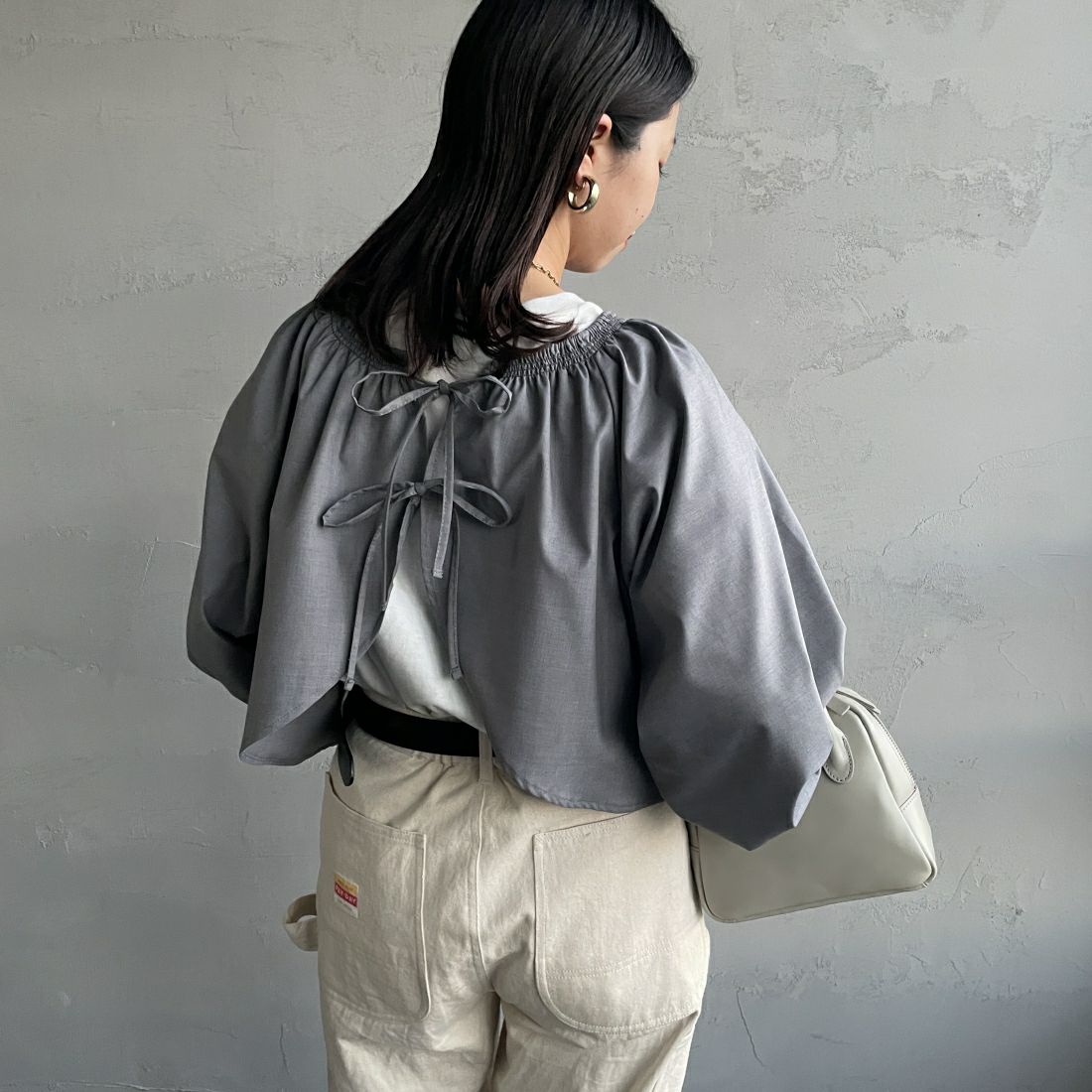 By/m [バイエム] 2WAY ボレロブラウス [23142056] 07 GRAY &&モデル身長：163cm 着用サイズ：F&&