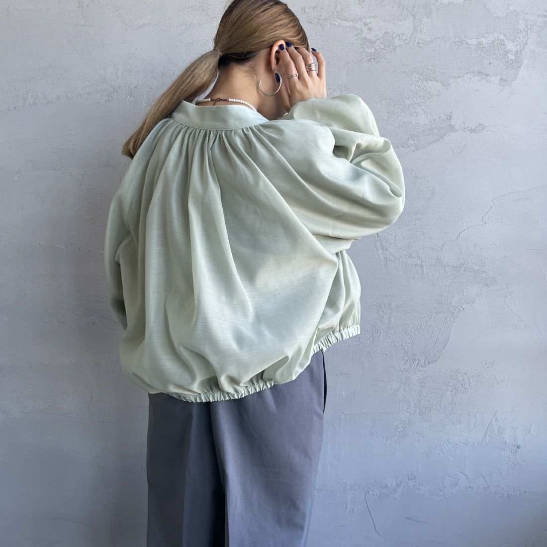 USINE [ユジーヌ] ボリュームスリーブ チュールブルゾン [2410201] LT.GREEN &&モデル身長：156cm 着用サイズ：F&&