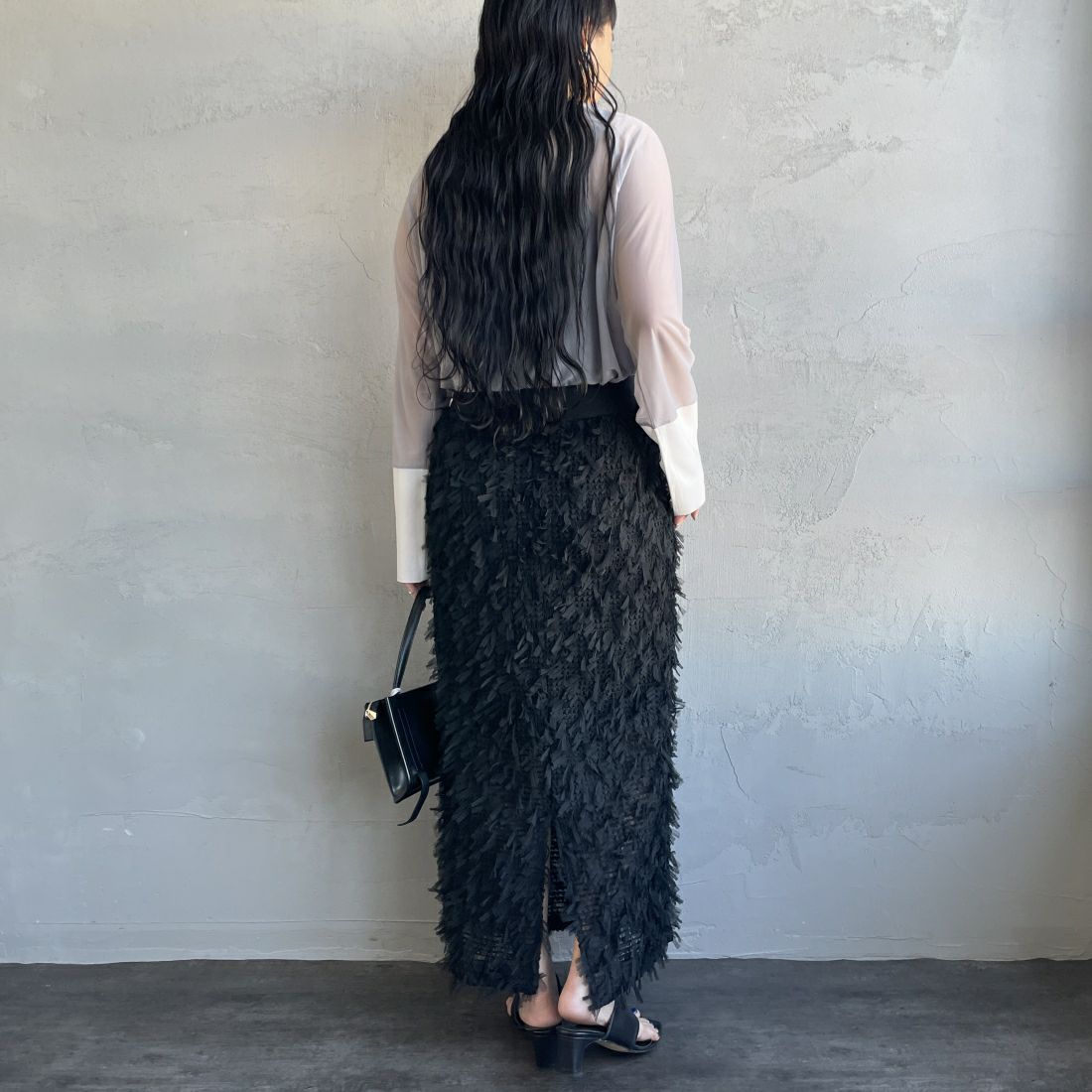 By/m [バイエム] シアーラグランスリーブカットソー [24112013] 07 GRY/OFF &&モデル身長：156cm 着用サイズ：F&&