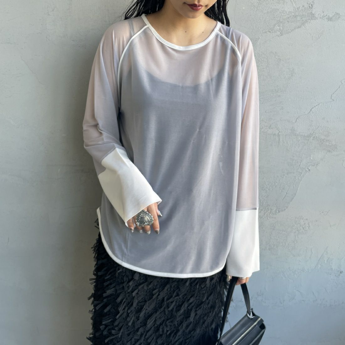 By/m [バイエム] シアーラグランスリーブカットソー [24112013] 07 GRY/OFF &&モデル身長：156cm 着用サイズ：F&&