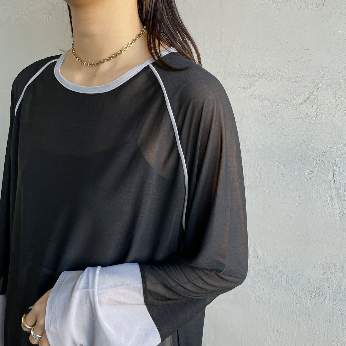 By/m [バイエム] シアーラグランスリーブカットソー [24112013] 09 BLK/GRY &&モデル身長：163cm 着用サイズ：F&&