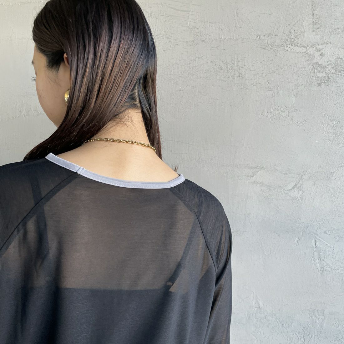 By/m [バイエム] シアーラグランスリーブカットソー [24112013] 09 BLK/GRY &&モデル身長：163cm 着用サイズ：F&&