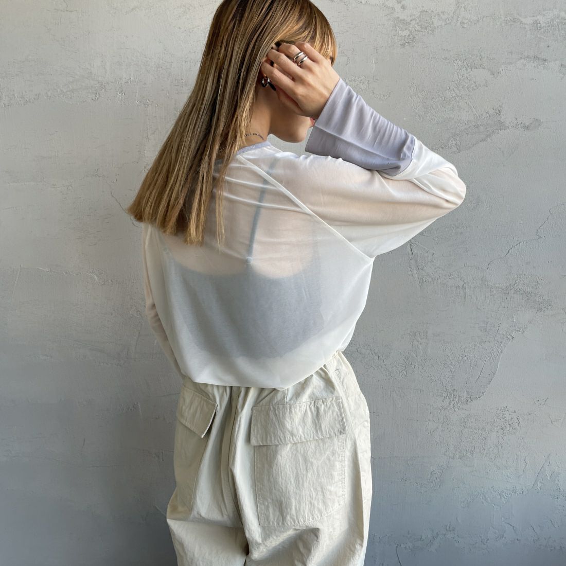 By/m [バイエム] シアーラグランスリーブカットソー [24112013]02 OFF/GRY&&モデル身長：156cm 着用サイズ：F&&