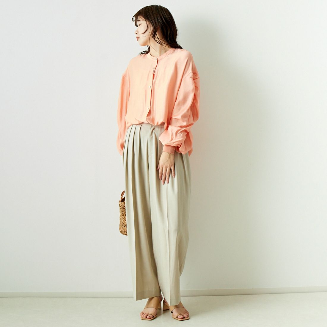 CHIGNON [シニヨン] シャーリングスリーブシャツ [1636-593JS