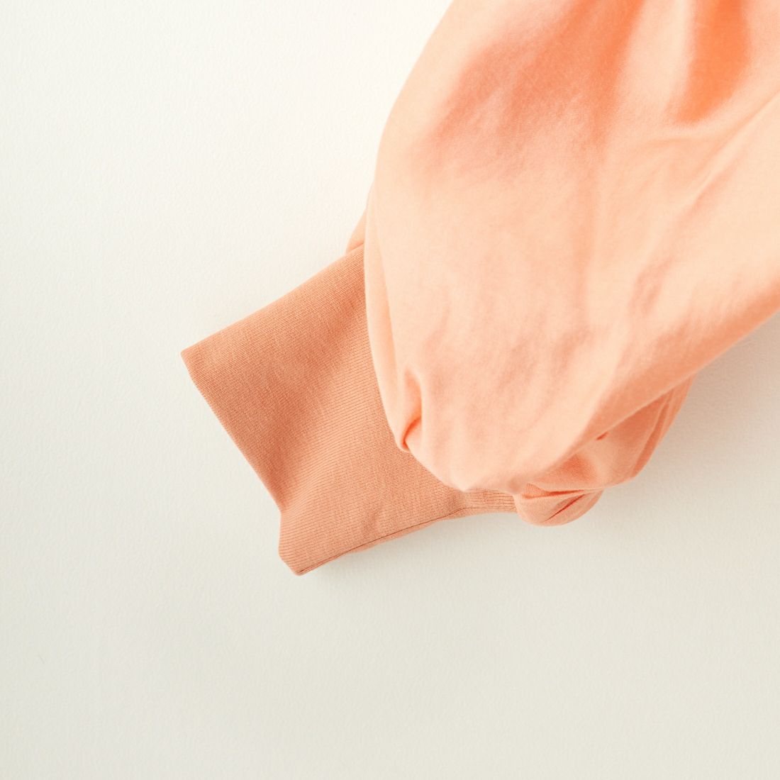 CHIGNON [シニヨン] シャーリングスリーブシャツ [1636-593JS] ORANGE