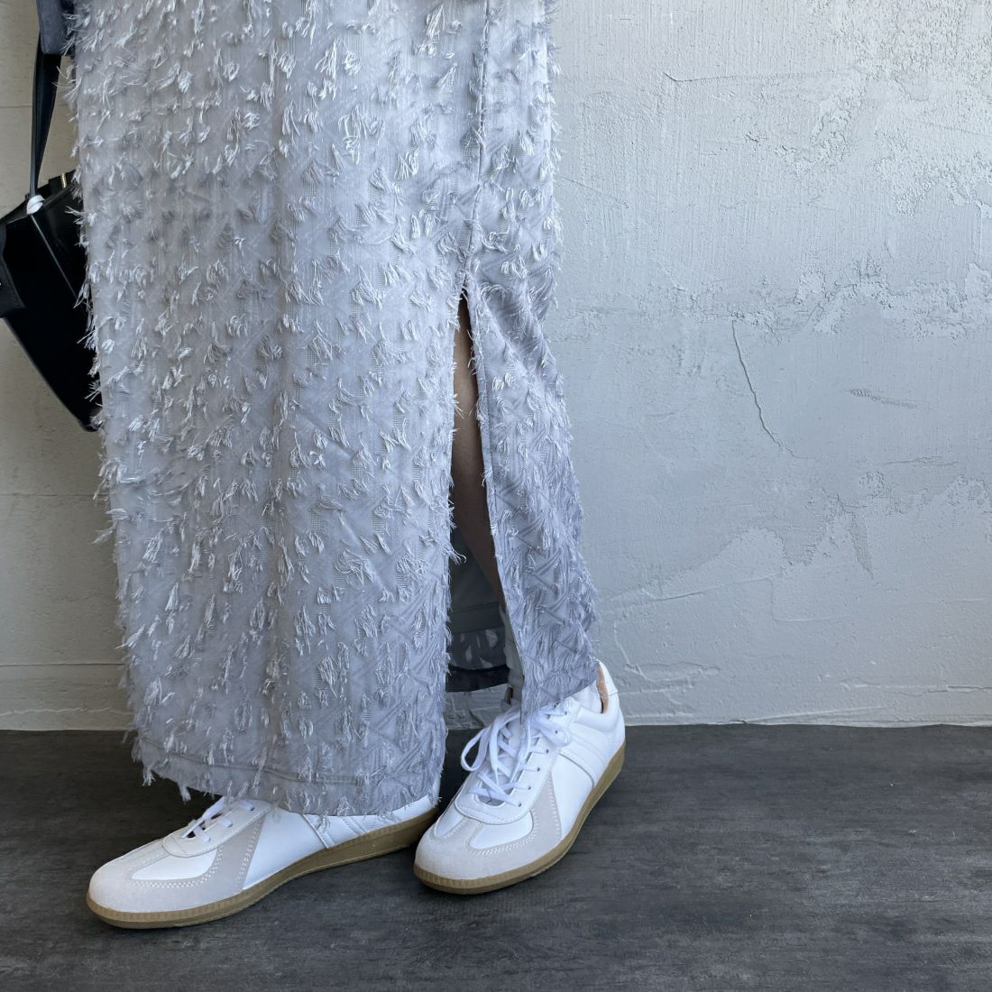 By/m [バイエム] ジャガードフリンジ フェザーナローロングスカート [23142061] 07 GRAY