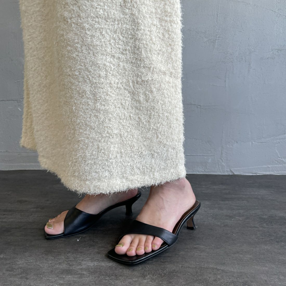 By/m [バイエム] フェザーフリンジ ナローロングスカート [23142066] 02 OFF