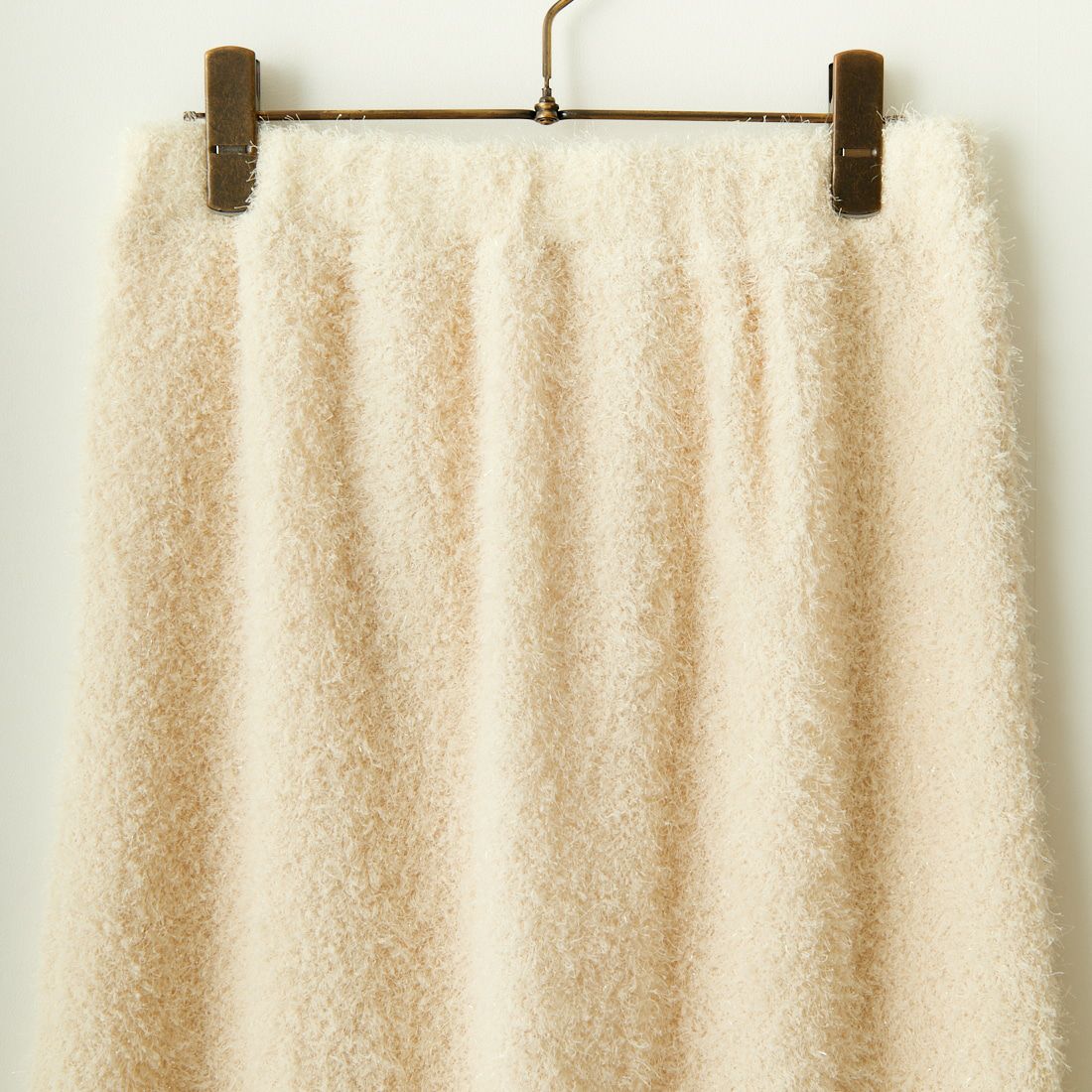 By/m [バイエム] フェザーフリンジ ナローロングスカート [23142066] 02 OFF