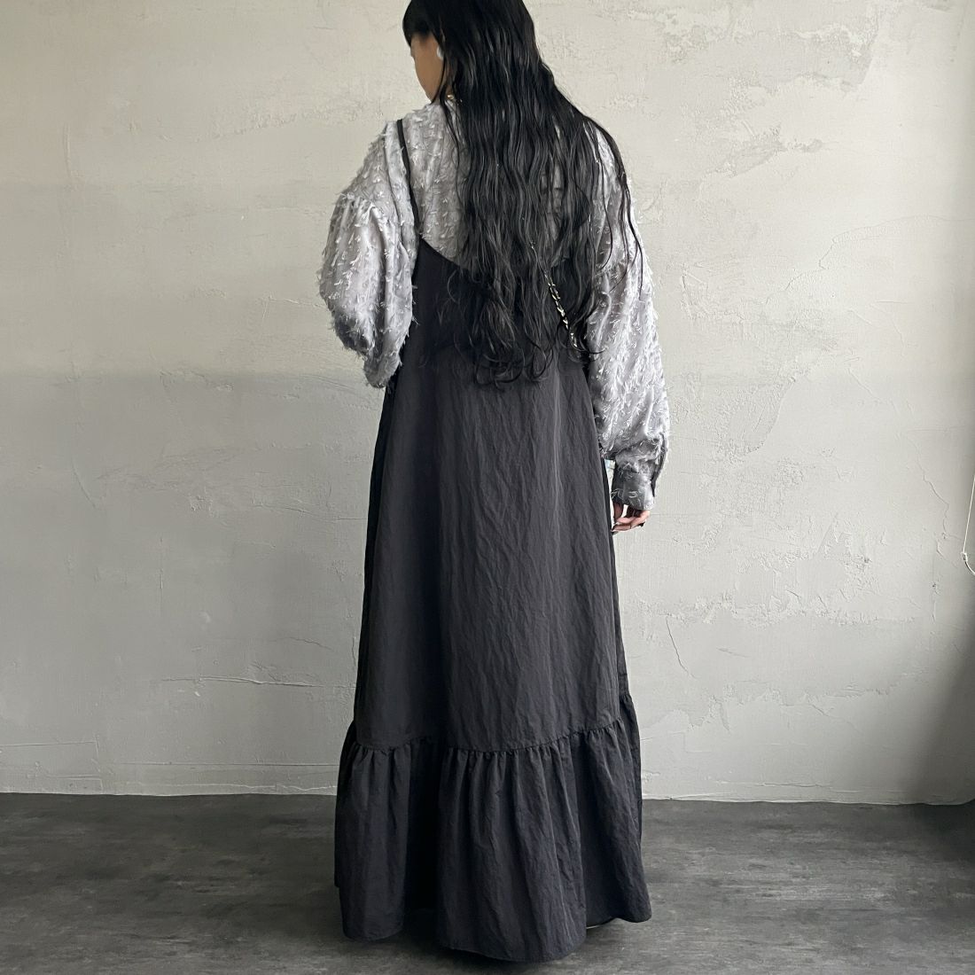 By/m [バイエム] ジャガードフリンジ フェザーブラウス [23142060] 07 GRAY &&モデル身長：156cm 着用サイズ：F&&