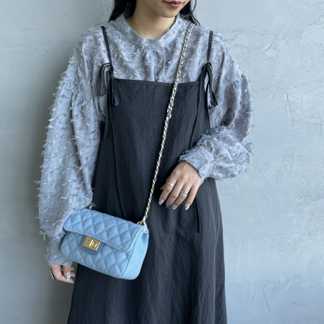 By/m [バイエム] ジャガードフリンジ フェザーブラウス [23142060] 07 GRAY &&モデル身長：156cm 着用サイズ：F&&