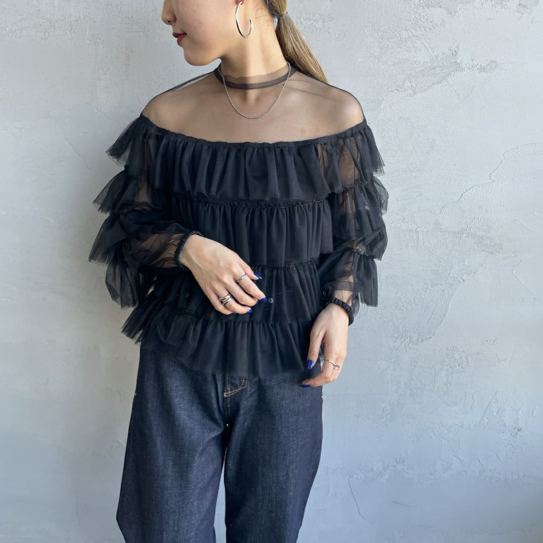 USINE [ユジーヌ] 袖フリル チュールシアーブラウス [2410603] BLACK &&モデル身長：156cm 着用サイズ：F&&