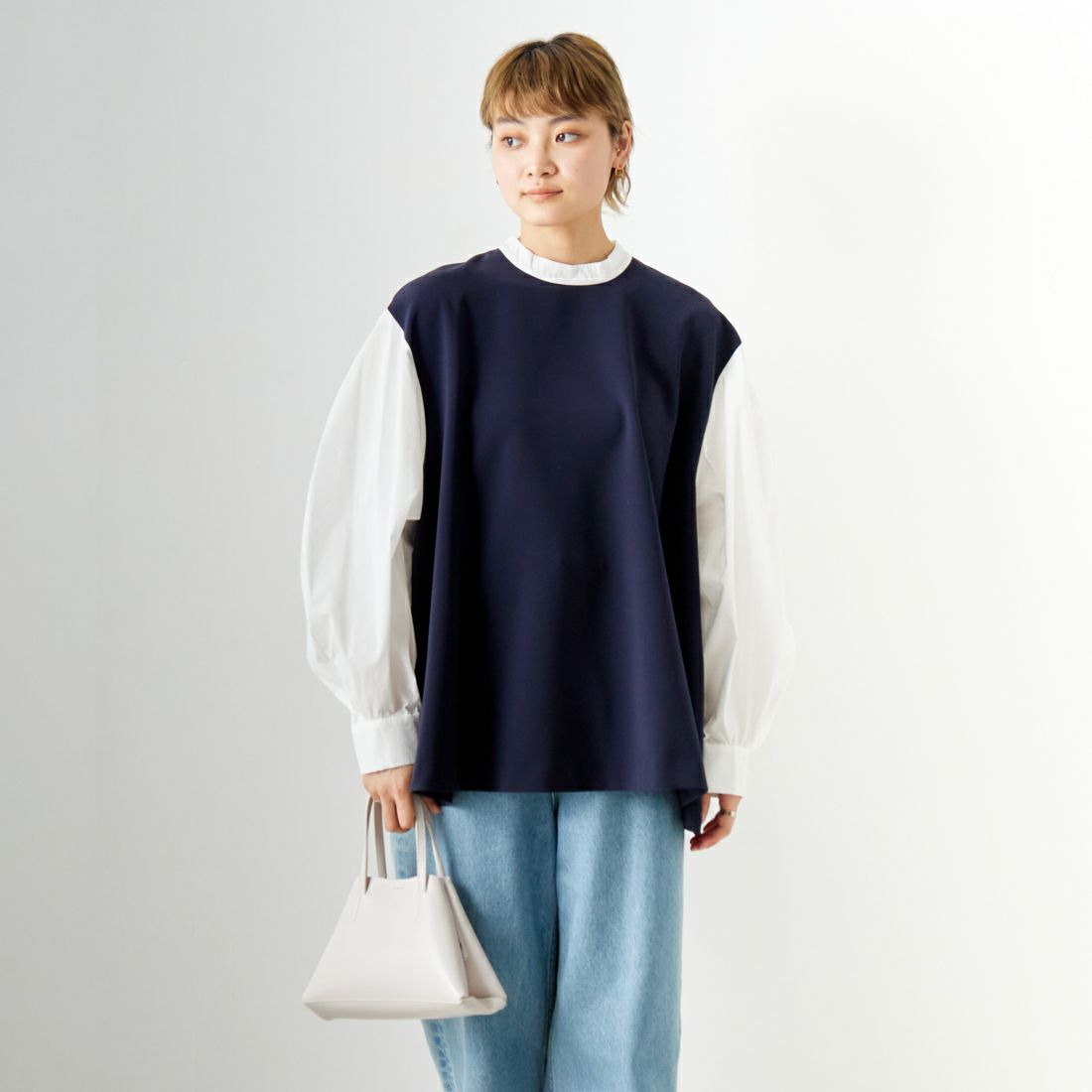 CHIGNON [シニヨン] ボリュームスリーブブラウス [1236-524MK] NAVY &&モデル身長：160cm 着用サイズ：F&&