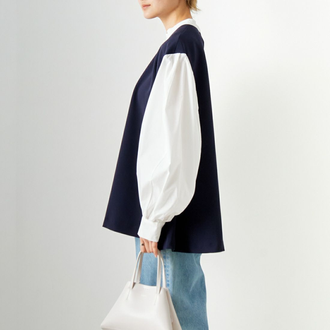 CHIGNON [シニヨン] ボリュームスリーブブラウス [1236-524MK] NAVY &&モデル身長：160cm 着用サイズ：F&&