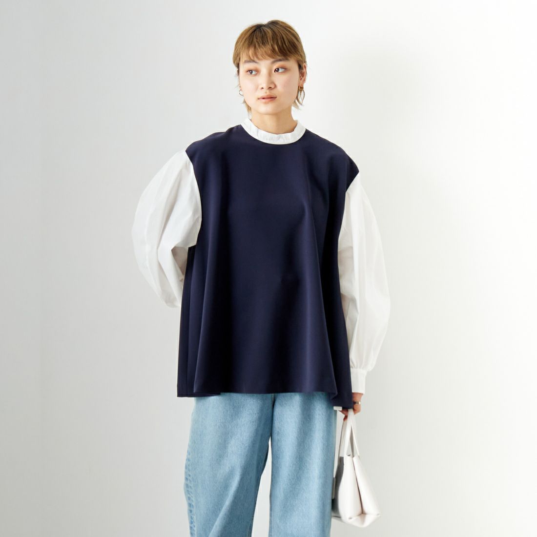 CHIGNON [シニヨン] ボリュームスリーブブラウス [1236-524MK] NAVY &&モデル身長：160cm 着用サイズ：F&&