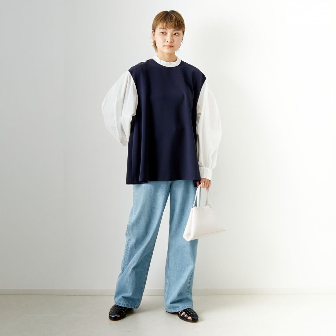 CHIGNON [シニヨン] ボリュームスリーブブラウス [1236-524MK] NAVY &&モデル身長：160cm 着用サイズ：F&&