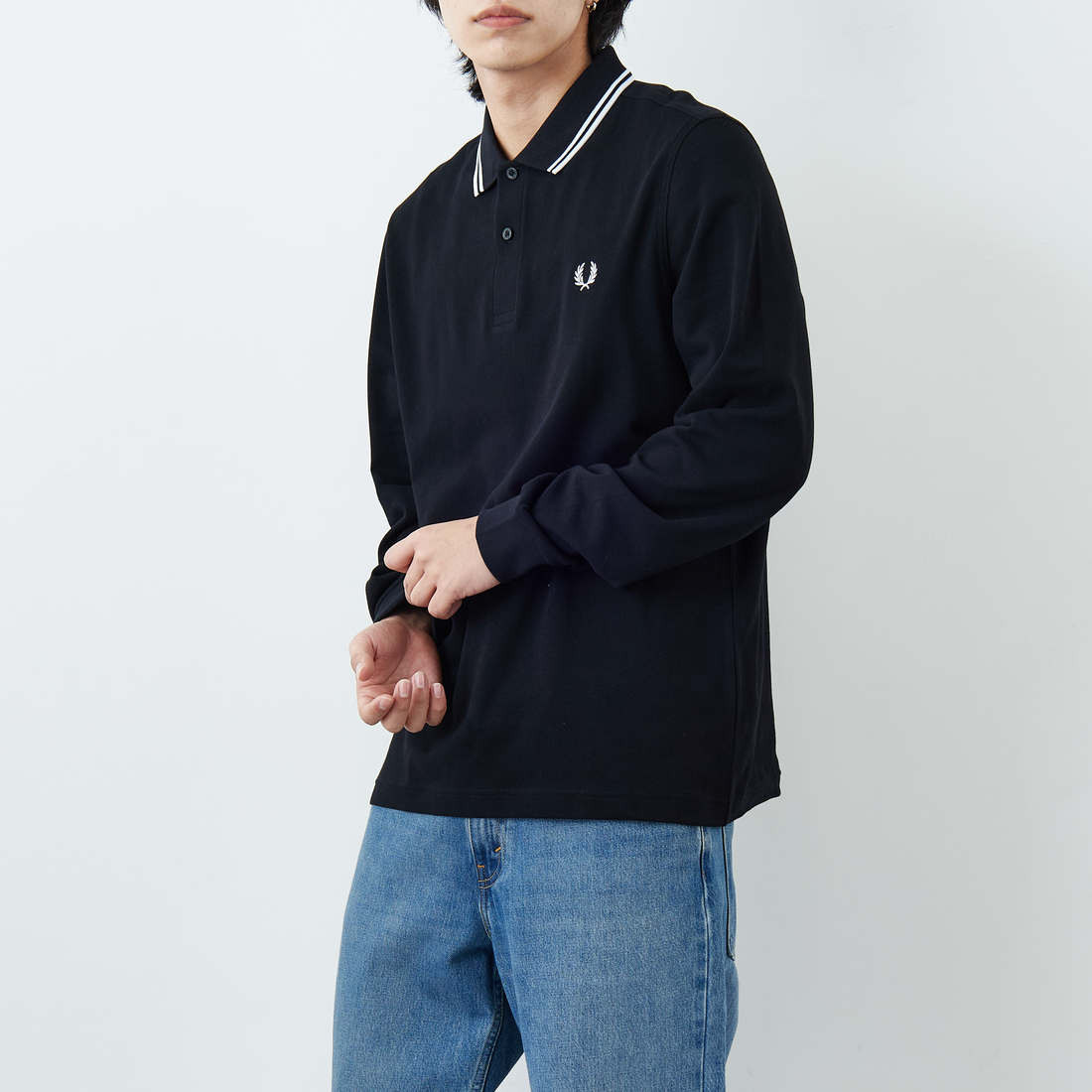 FRED PERRY [フレッドペリー] ツインティップライン ロングスリーブポロシャツ [M3636] 350 BLACK &&モデル身長：179cm 着用サイズ：XL&&