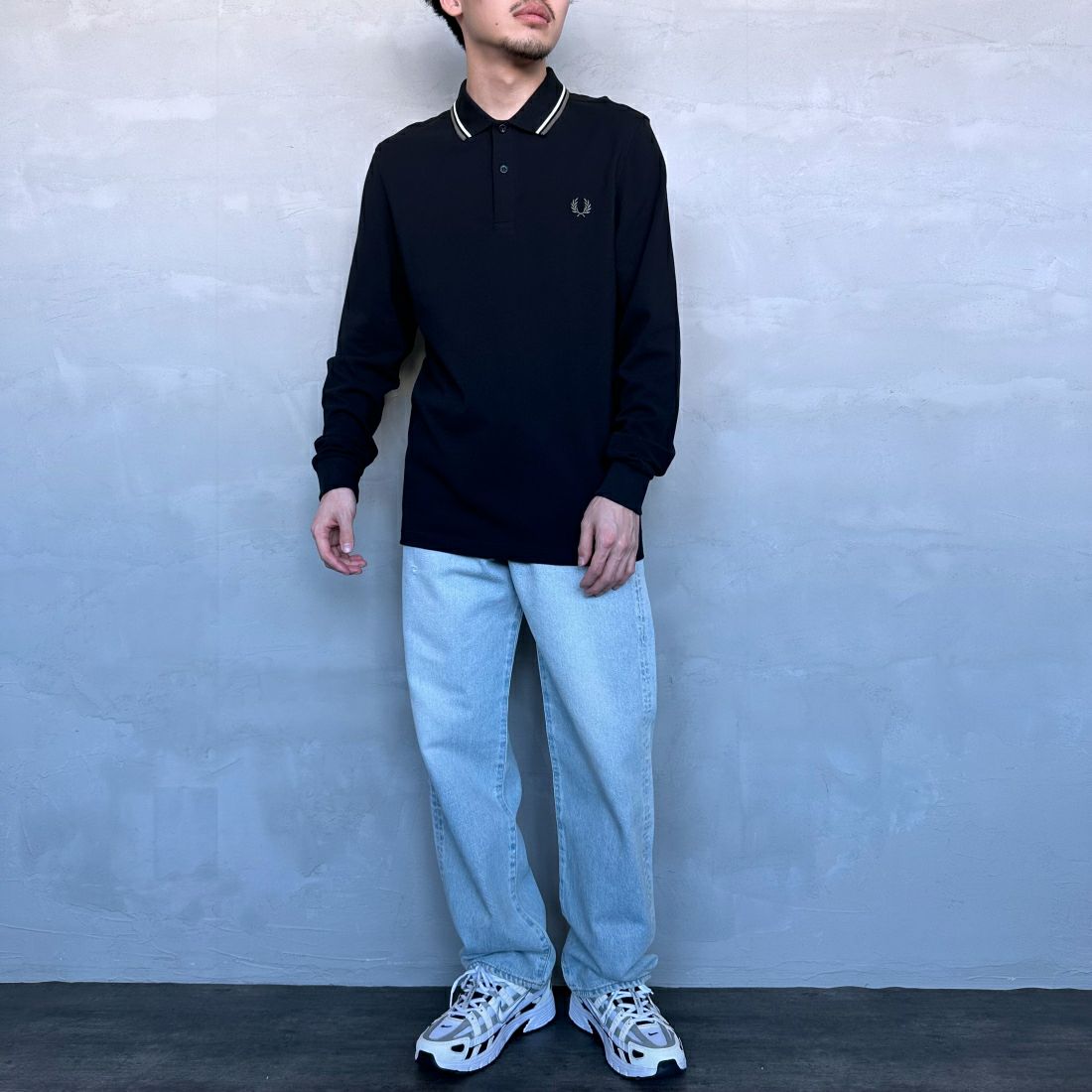 FRED PERRY [フレッドペリー] ツインティップライン ロングスリーブポロシャツ [M3636] 350 BLACK &&モデル身長：168cm 着用サイズ：M&&