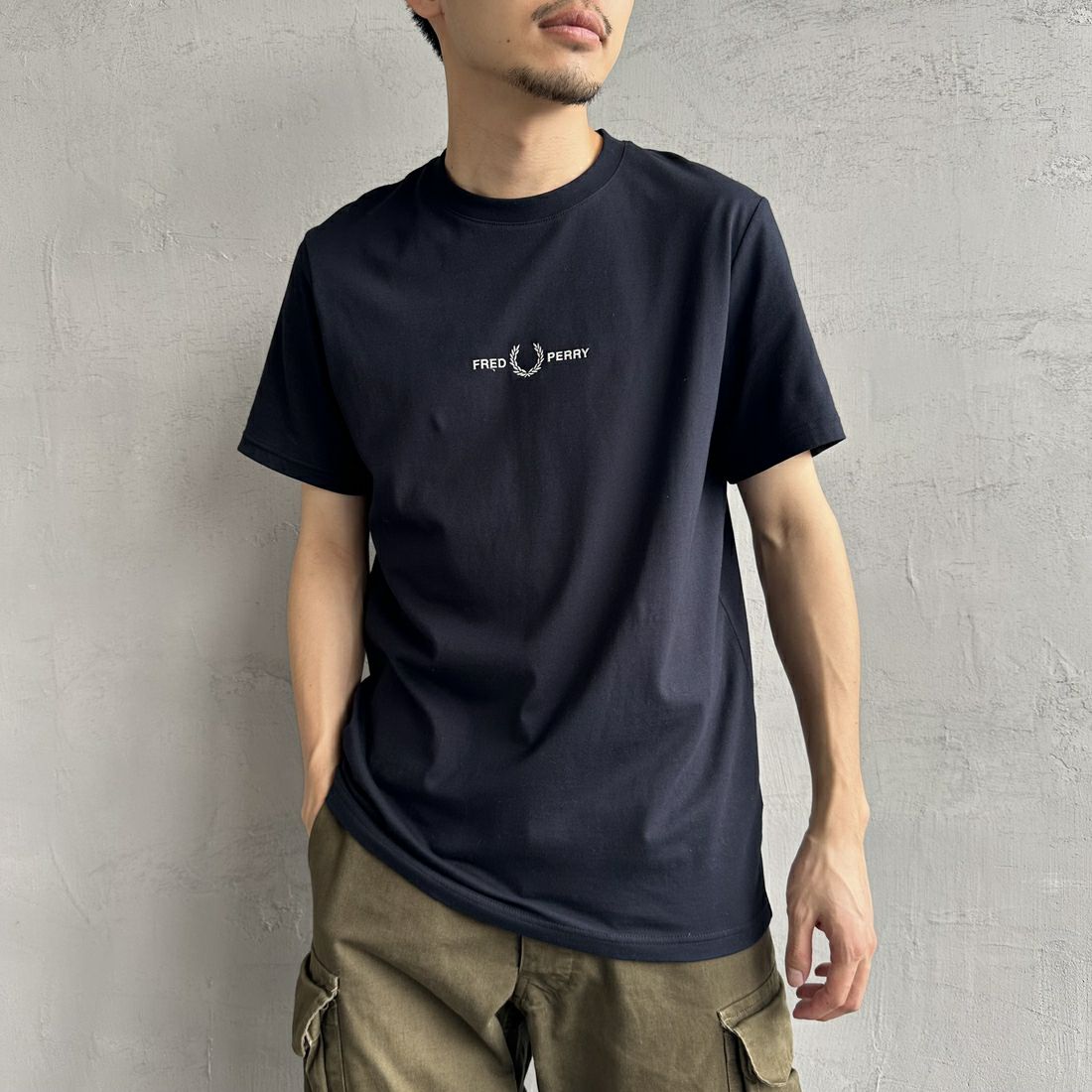 FRED PERRY [フレッドペリー] ローレルリース刺繍 ショートスリーブTシャツ [M4580] 248 NAVY
