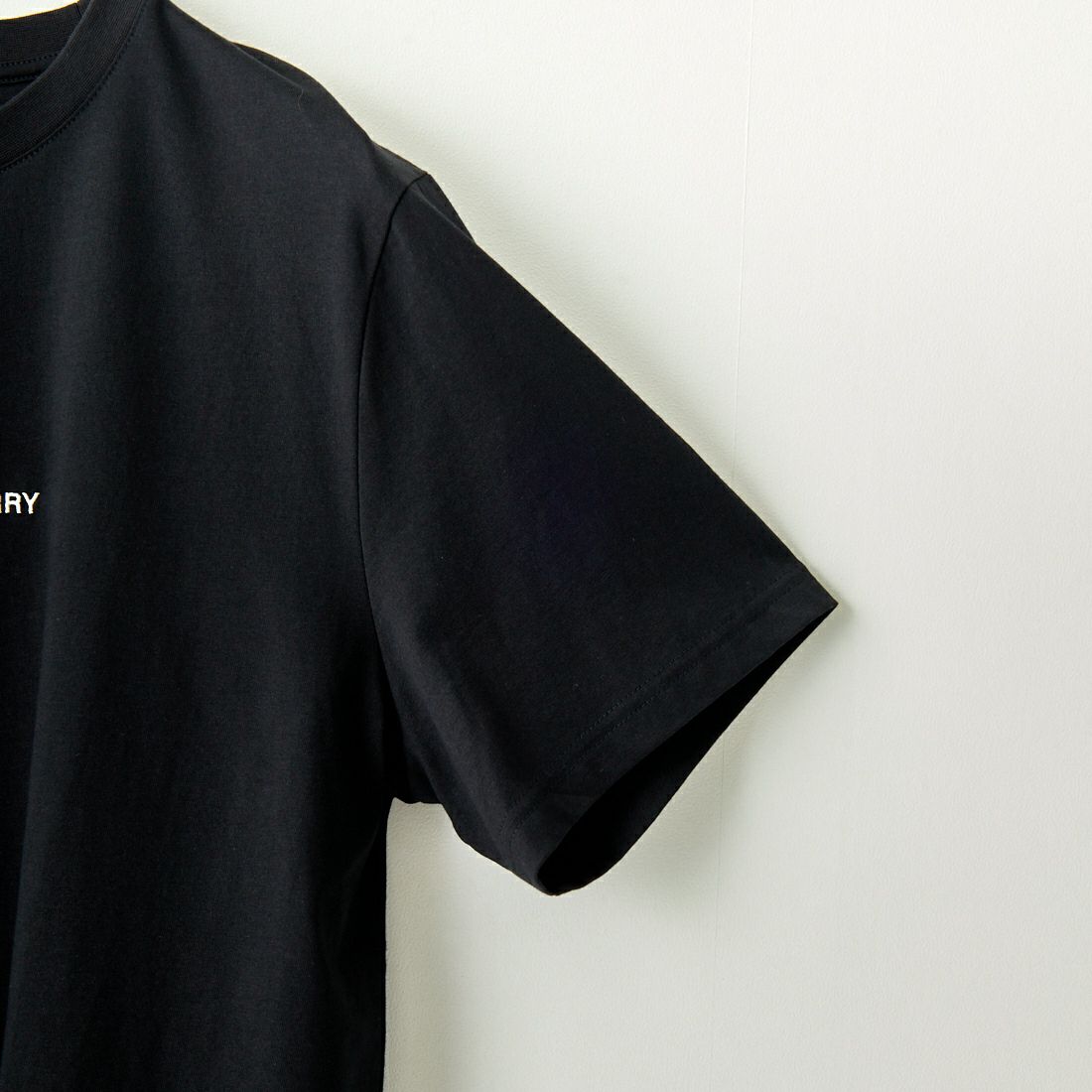 FRED PERRY [フレッドペリー] ローレルリース刺繍 ショートスリーブTシャツ [M4580] 102 BLACK