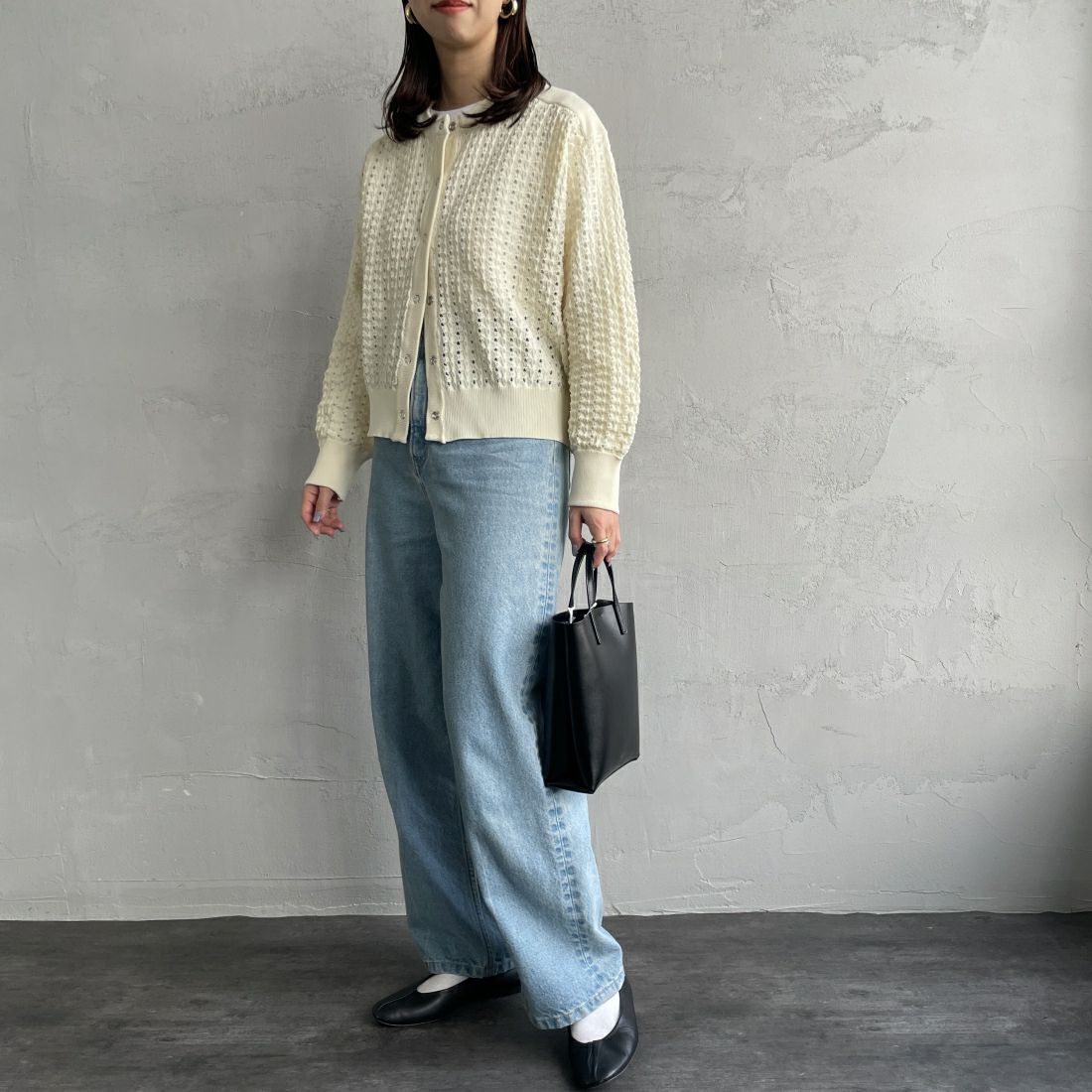 Maison de L'allure [メゾン ドゥ ラリュール] 透かし柄 スポンディッシュカーディガン [23131007] 02 OFF &&モデル身長：163cm 着用サイズ：F&&