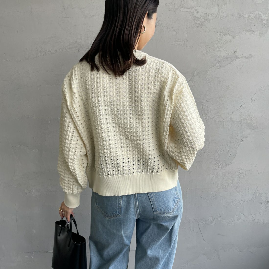 Maison de L'allure [メゾン ドゥ ラリュール] 透かし柄 スポンディッシュカーディガン [23131007] 02 OFF &&モデル身長：163cm 着用サイズ：F&&