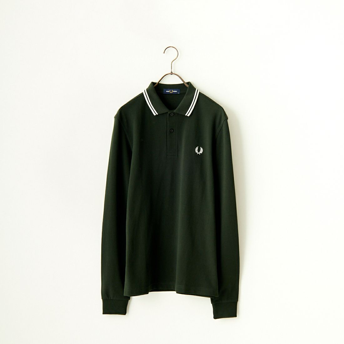 フレッドペリー ワンポイントロゴ刺繍クルーネックスウェット　m7535 FRED PERRY/フレッドペリー] ワンポイントロゴ刺繍 クルーネック