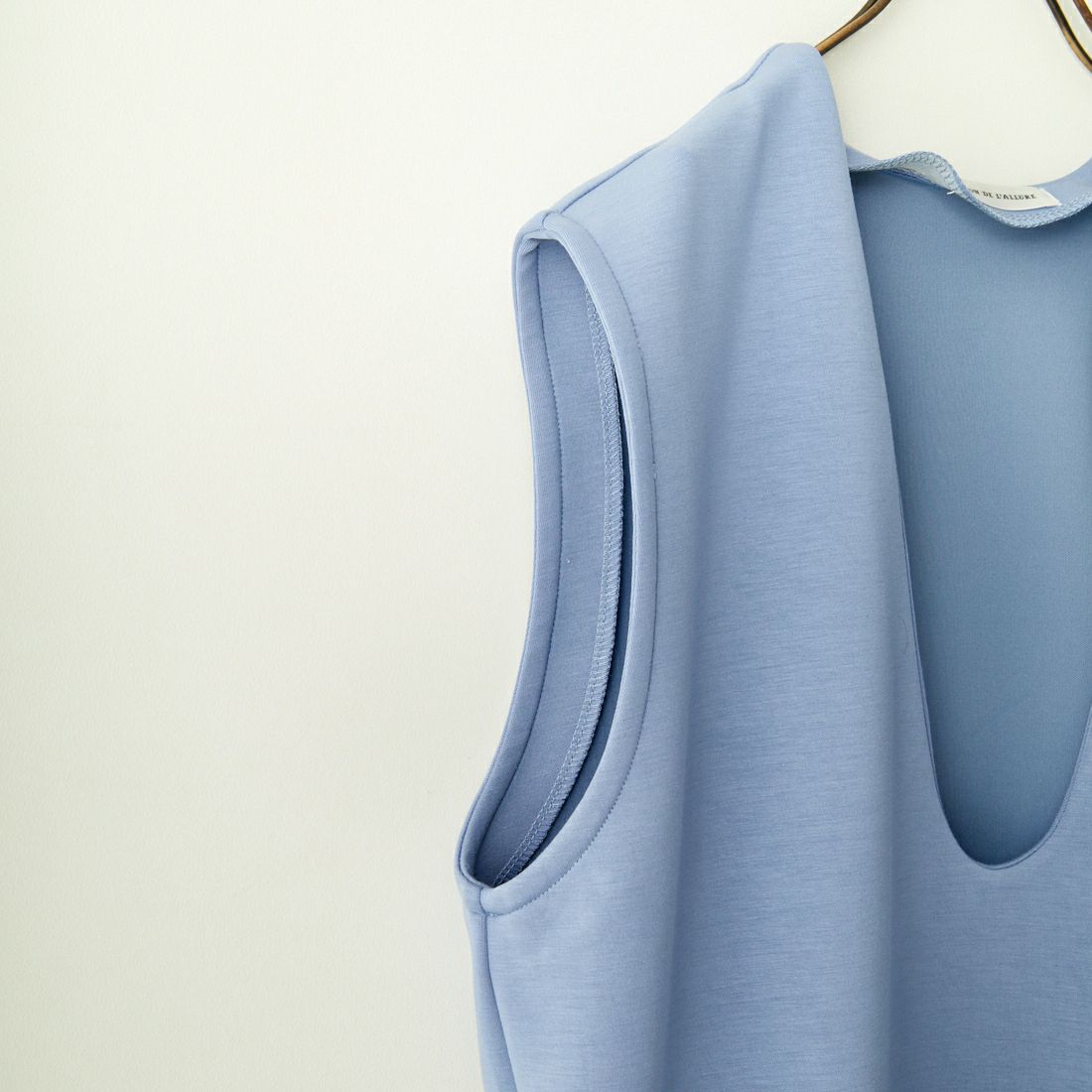 Maison de L'allure [メゾン ドゥ ラリュール] Uネック プルオーバーベスト [23142024] 12 BLUE