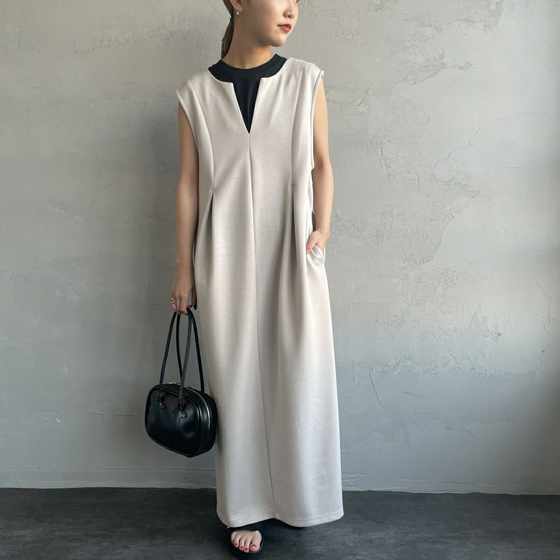 23 GREIGE&&モデル身長：156cm　着用サイズ：F&&