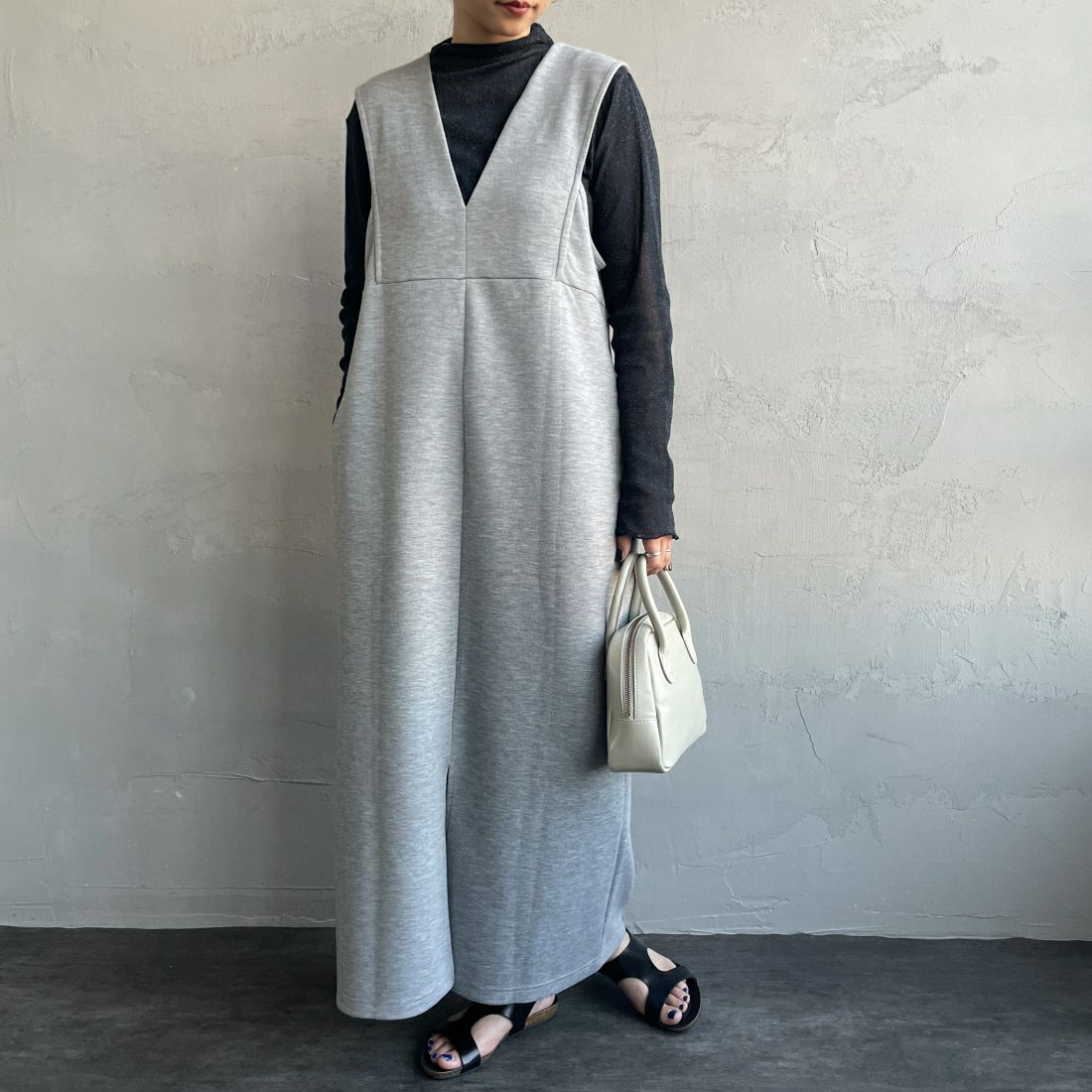 07 T.GRAY&&モデル身長：156cm　着用サイズ：F&&