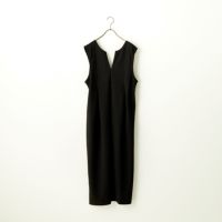 09 BLACK