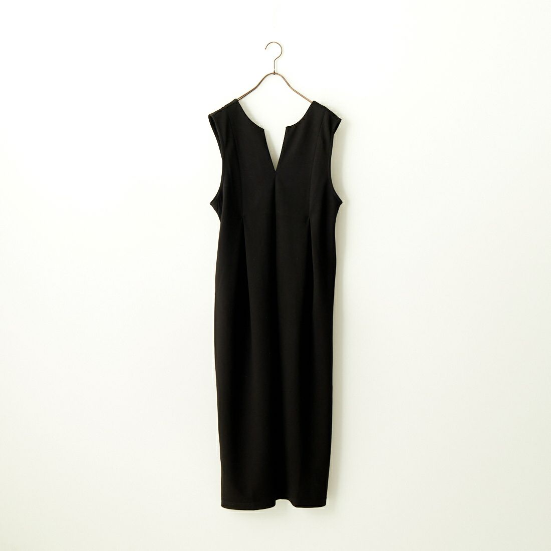 09 BLACK