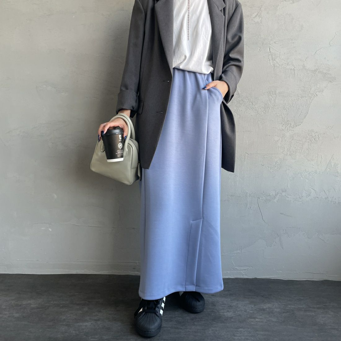 12 BLUE&&モデル身長：156cm　着用サイズ：S&&