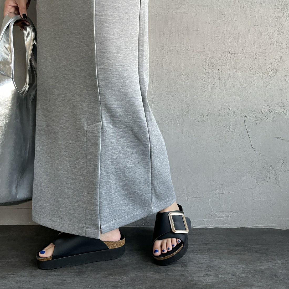 Maison de L'allure [メゾン ドゥ ラリュール] 切替デザイン ナロースカート [23142025] 07 T.GRAY&&モデル身長：156cm　着用サイズ：M&&