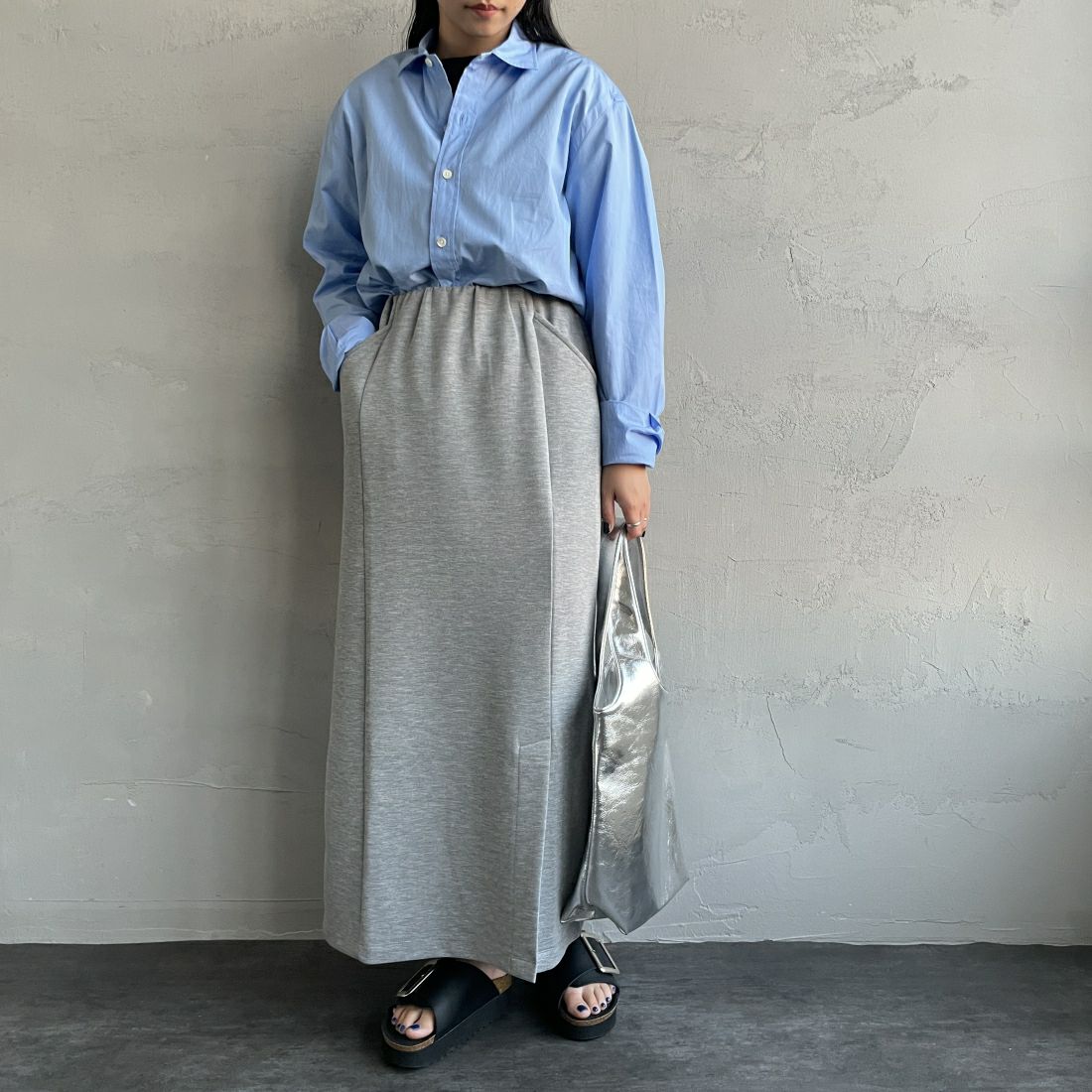 Maison de L'allure [メゾン ドゥ ラリュール] 切替デザイン ナロースカート [23142025] 07 T.GRAY&&モデル身長：156cm　着用サイズ：M&&