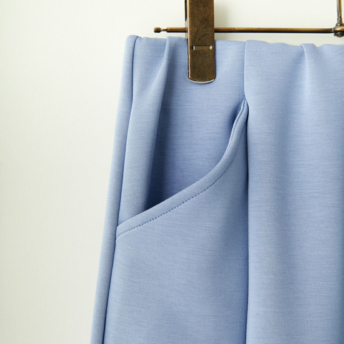 Maison de L'allure [メゾン ドゥ ラリュール] 切替デザイン ナロースカート [23142025] 12 BLUE