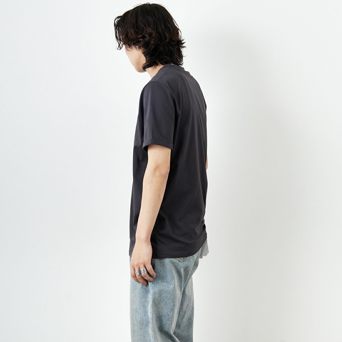 FRED PERRY [フレッドペリー] ワンポイントロゴ刺繍 ショートスリーブ リンガーTシャツ [M3519] Y93 ANCHOR &&モデル身長：179cm 着用サイズ：M&&