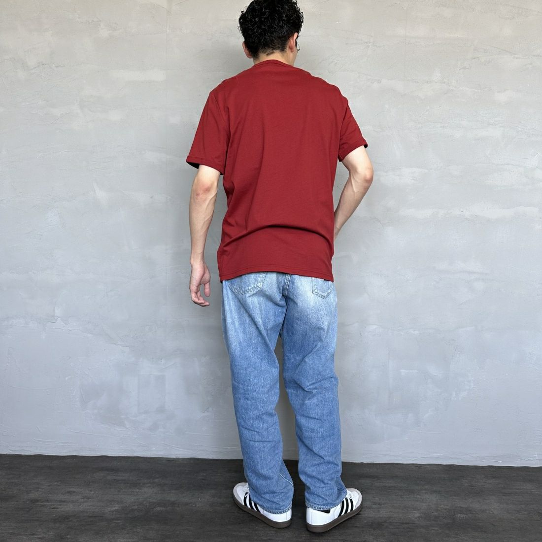 FRED PERRY [フレッドペリー] ワンポイントロゴ刺繍 ショートスリーブ リンガーTシャツ [M3519]  M02 BURNT &&モデル身長：167cm 着用サイズ：M&&