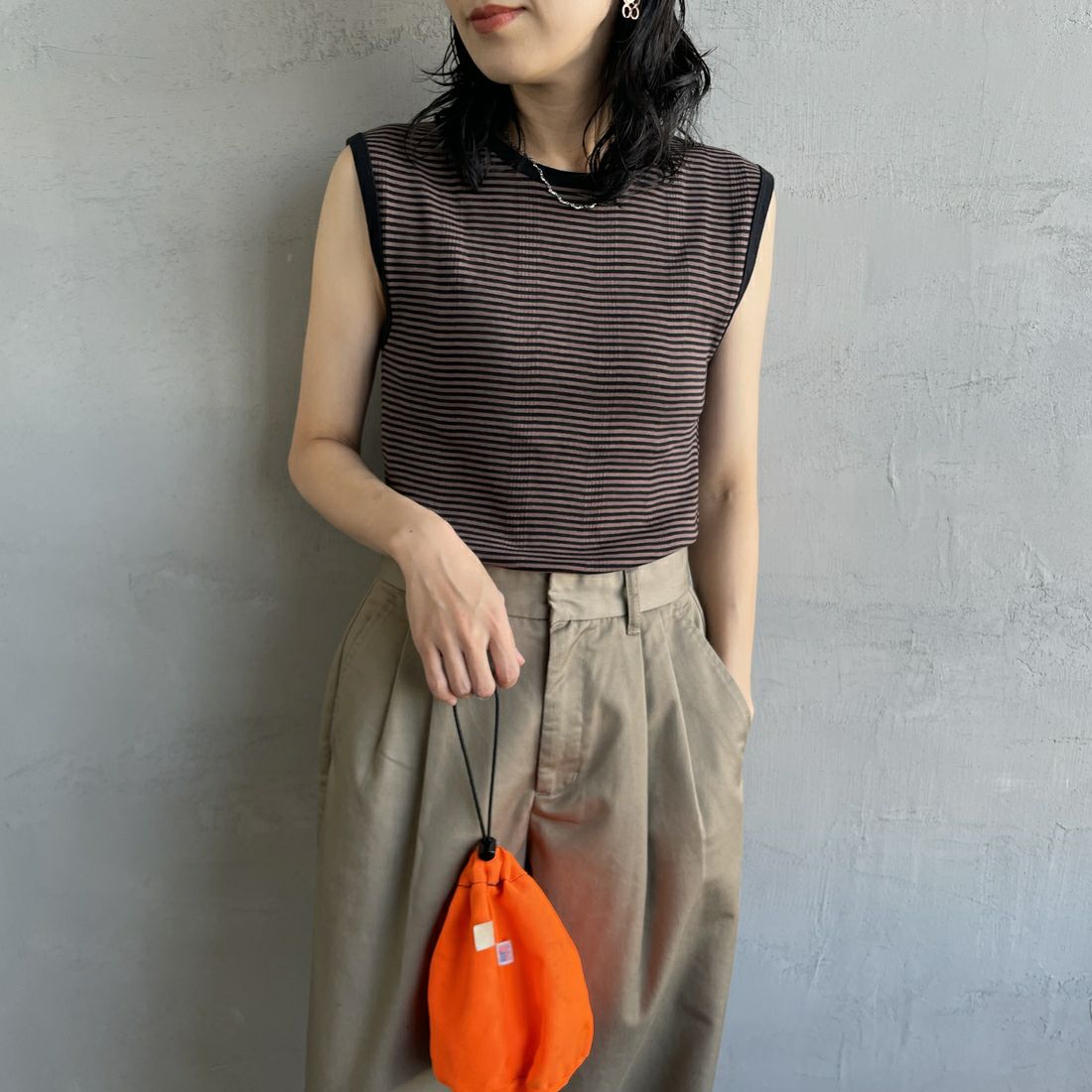 BROWN&&モデル身長：160cm 着用サイズ：F&&