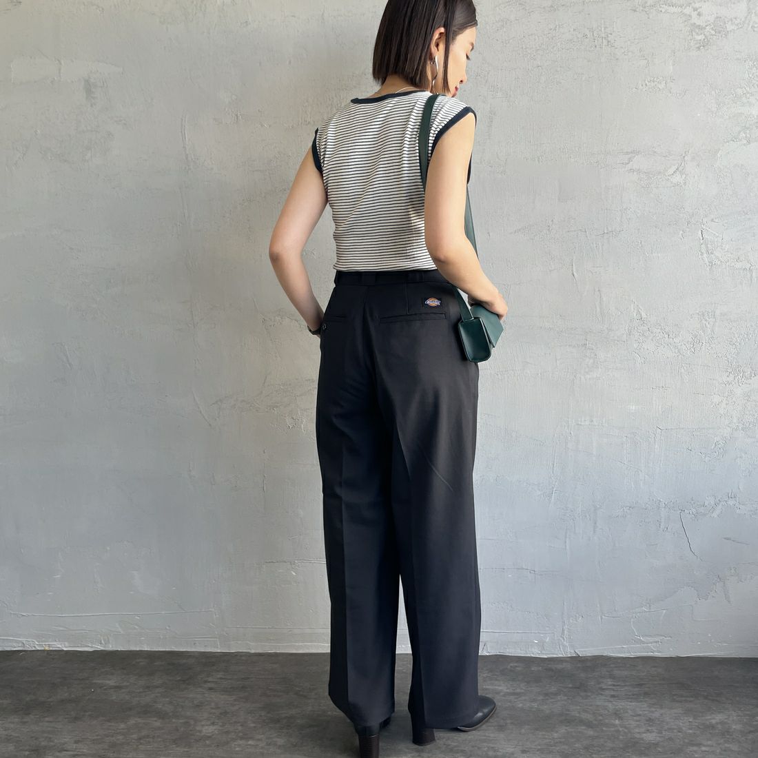 Robert P.Miller [ロバートピーミラー] 別注 パネルリブタンクトップ [RM241-2008IN-JF] NAVY &&モデル身長：159cm 着用サイズ：F&&