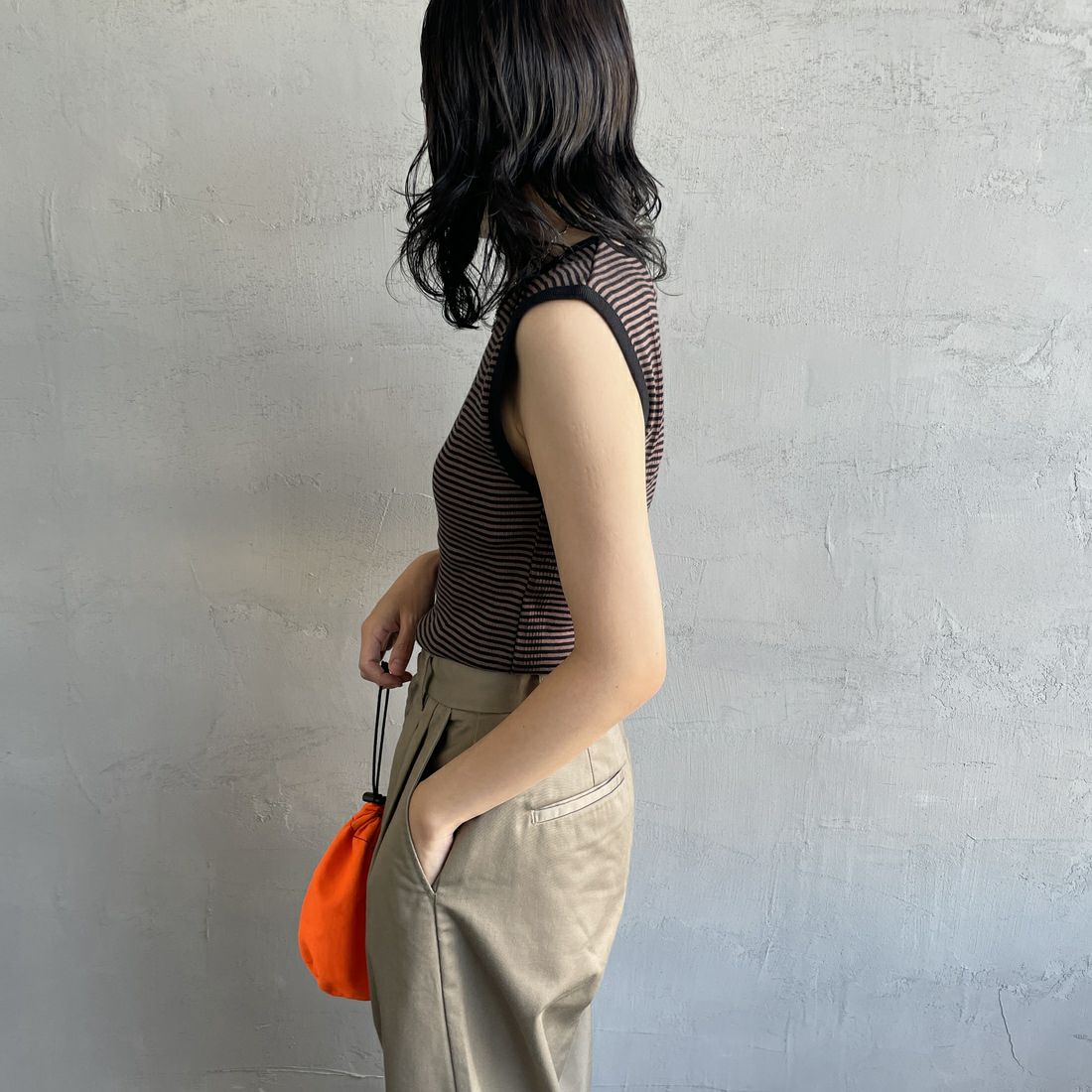 Robert P.Miller [ロバートピーミラー] 別注 パネルリブタンクトップ [RM241-2008IN-JF] BROWN &&モデル身長：160cm 着用サイズ：F&&