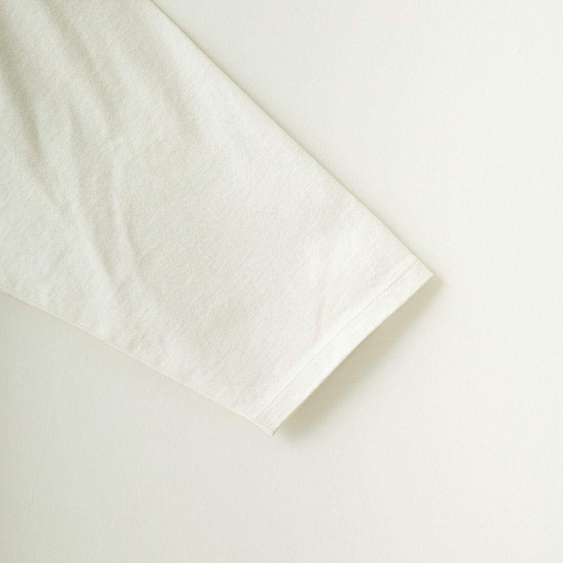 PENDLETON [ペンドルトン] 別注 ネイティブ柄バックプリント 7分袖Tシャツ [4275-6217-JF] WHITE