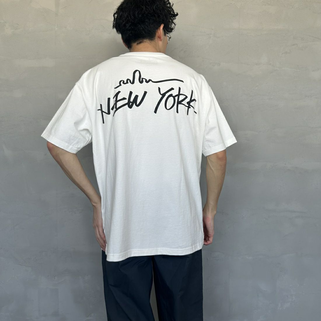 WHITE&&モデル身長：168cm 着用サイズ：XL&&