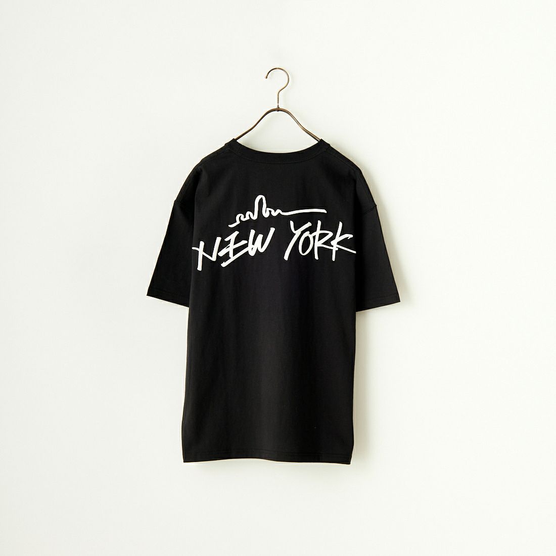 MANHATTAN PORTAGE [マンハッタンポーテージ] 別注 手書き風バックプリントTシャツ [24SSMP-IN49-JF] BLACK