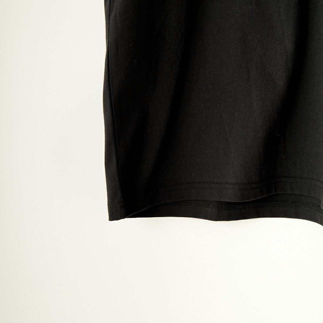 MANHATTAN PORTAGE [マンハッタンポーテージ] 別注 手書き風バックプリントTシャツ [24SSMP-IN49-JF] BLACK