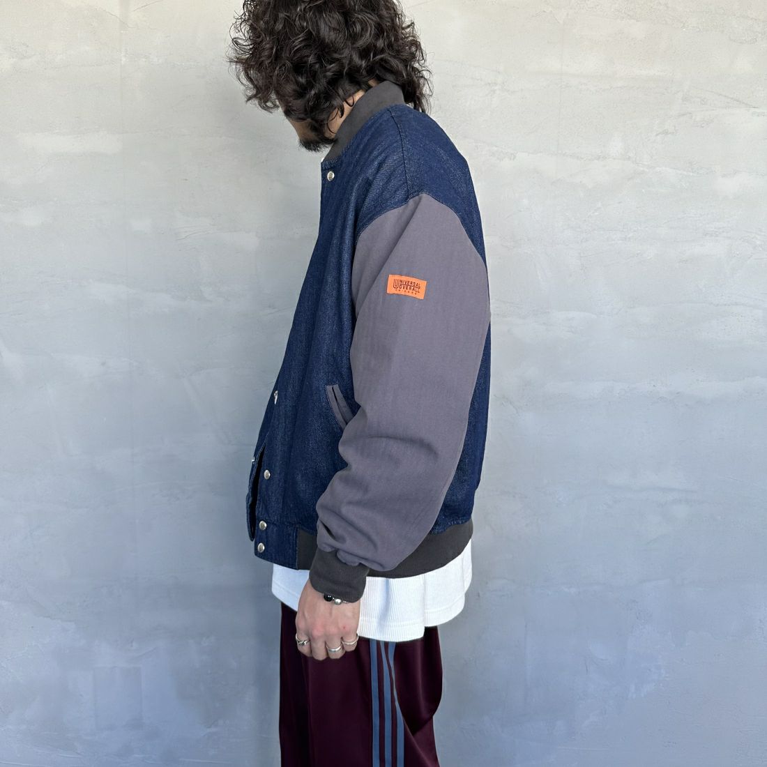 UNIVERSAL OVERALL [ユニバーサルオーバーオール] 別注 ボンバージャケット [U2411494IN-JF] DENIM OW &&モデル身長：173cm 着用サイズ：L&&