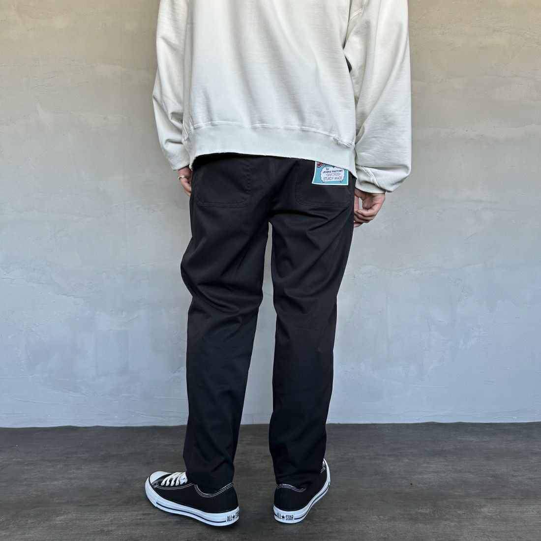UNIVERSAL OVERALL [ユニバーサルオーバーオール] 別注 シェフパンツ [U2413601IN-JF] BLACK &&モデル身長：173cm 着用サイズ：S&&