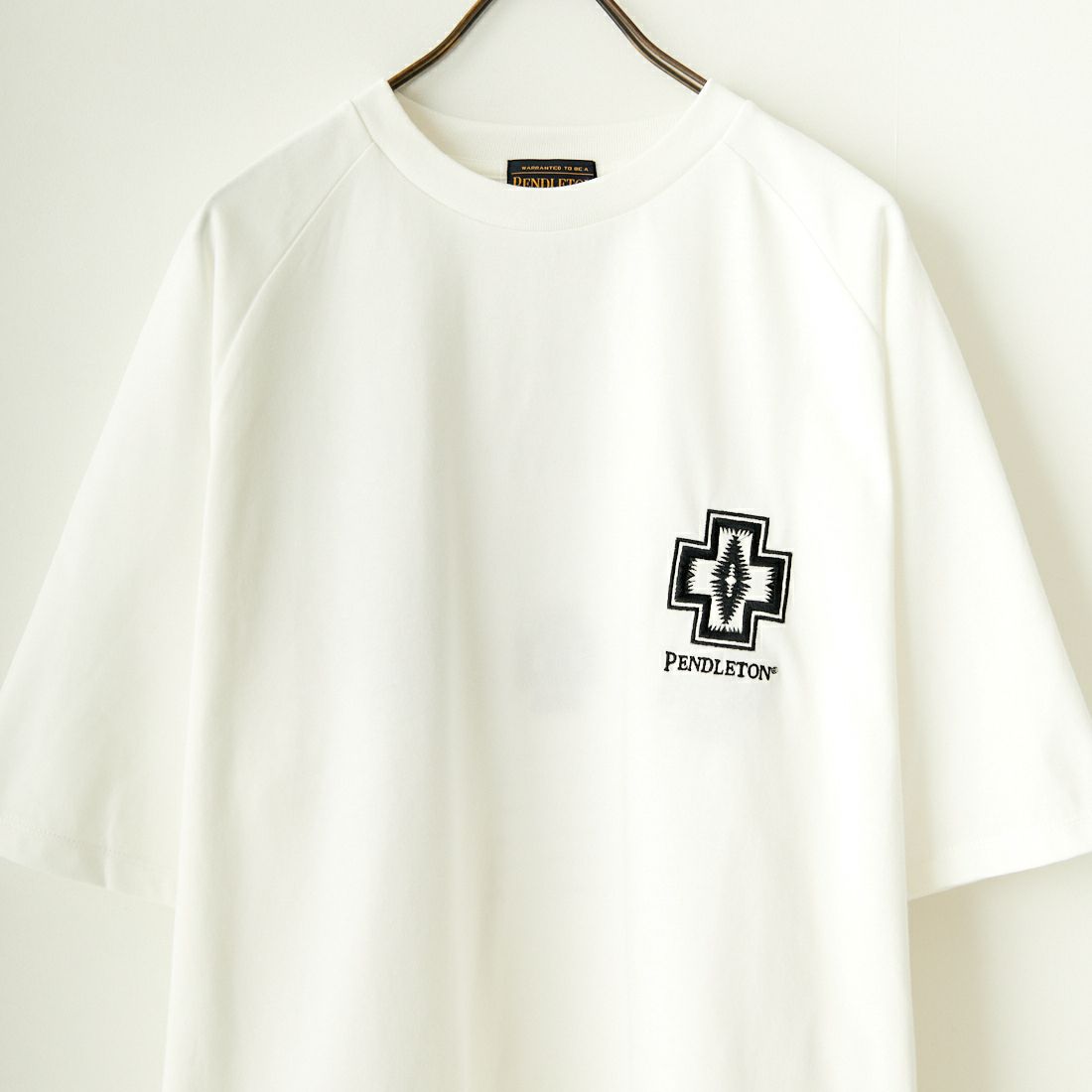 PENDLETON [ペンドルトン] 別注 ネイティブ柄バックプリント ショートスリーブTシャツ [4275-6218-JF] WHITE1
